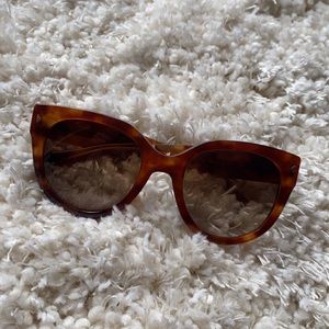 WOMENS PRADA SUNGLASSES